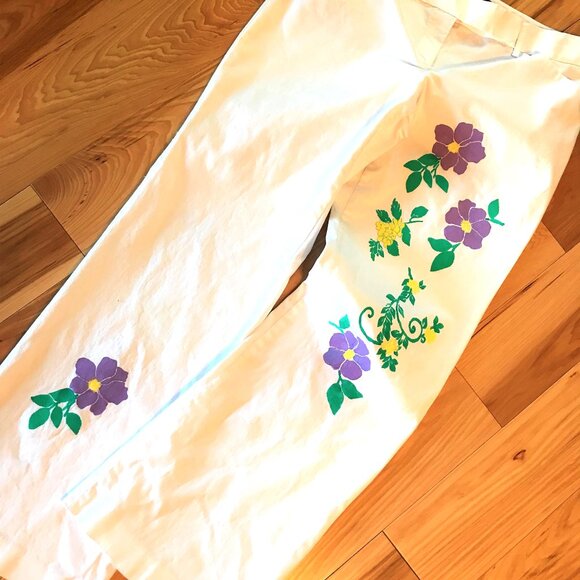 Upcycled Express White Pants, Painted Flowers, Funky Hippie Flared, Size 10 - Picture 12 of 13